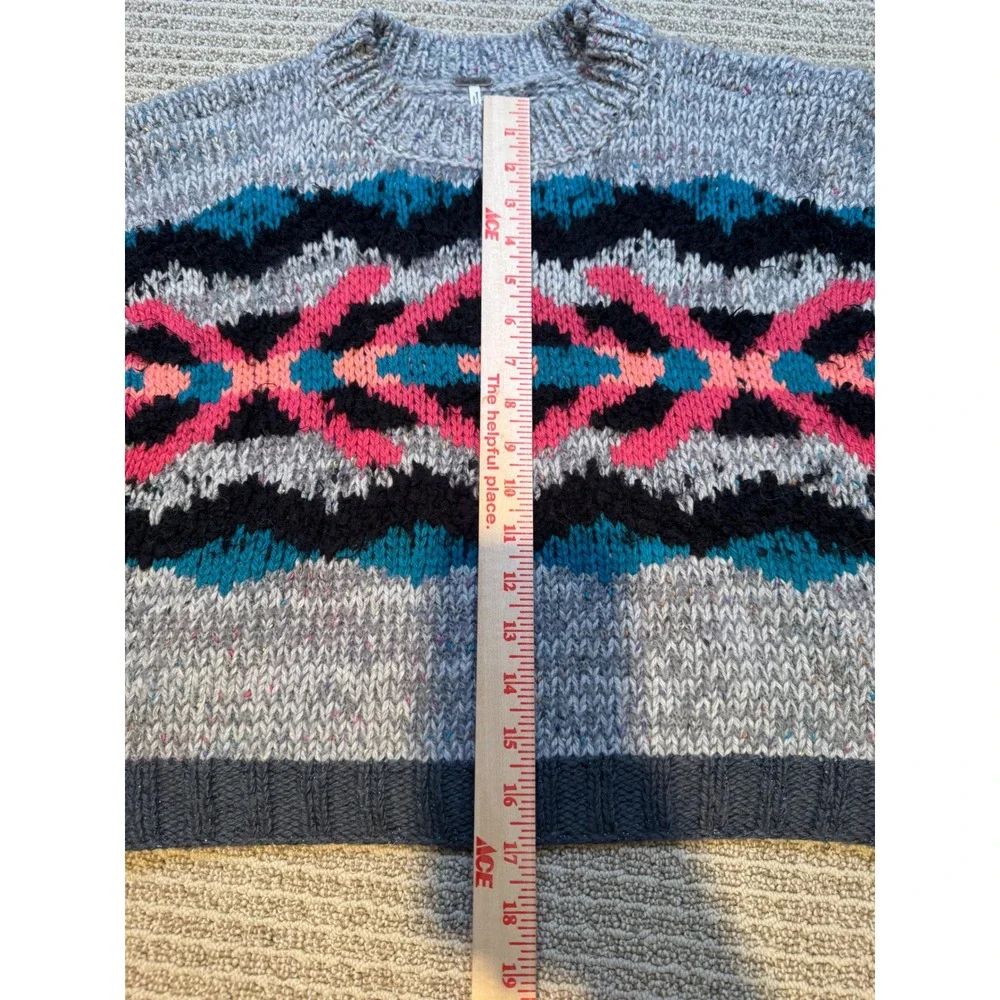 Free People Grey Pink Teal Geometric Intarsia Wool Alpaca Blend‎ Cropped Sweater